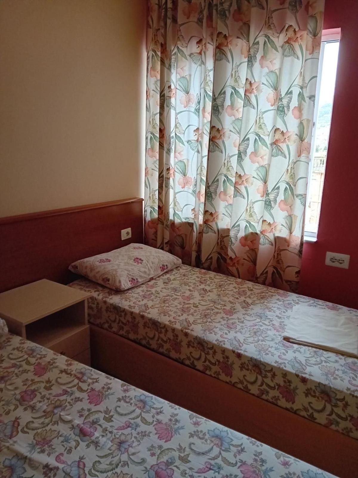 Hostel Andrey ساراندا المظهر الخارجي الصورة