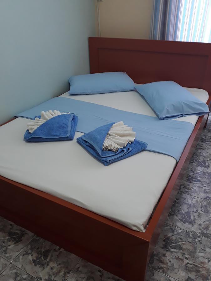 Hostel Andrey ساراندا المظهر الخارجي الصورة
