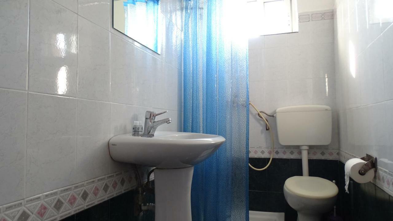 Hostel Andrey ساراندا المظهر الخارجي الصورة